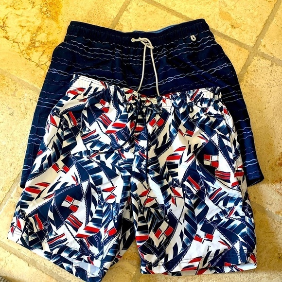 Lands End Board Shorts Mens L 2 pairs Swim trunks sailboat/waves Beach Nautical - Picture 1 of 9